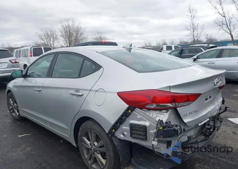 2017 Hyundai Elantra Se z USA, uszkodzony, nr VIN 5NPD84LF3HH041397